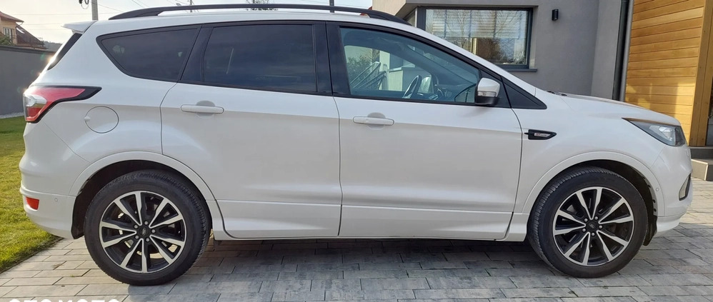 Ford Kuga cena 84900 przebieg: 119950, rok produkcji 2018 z Kielce małe 106